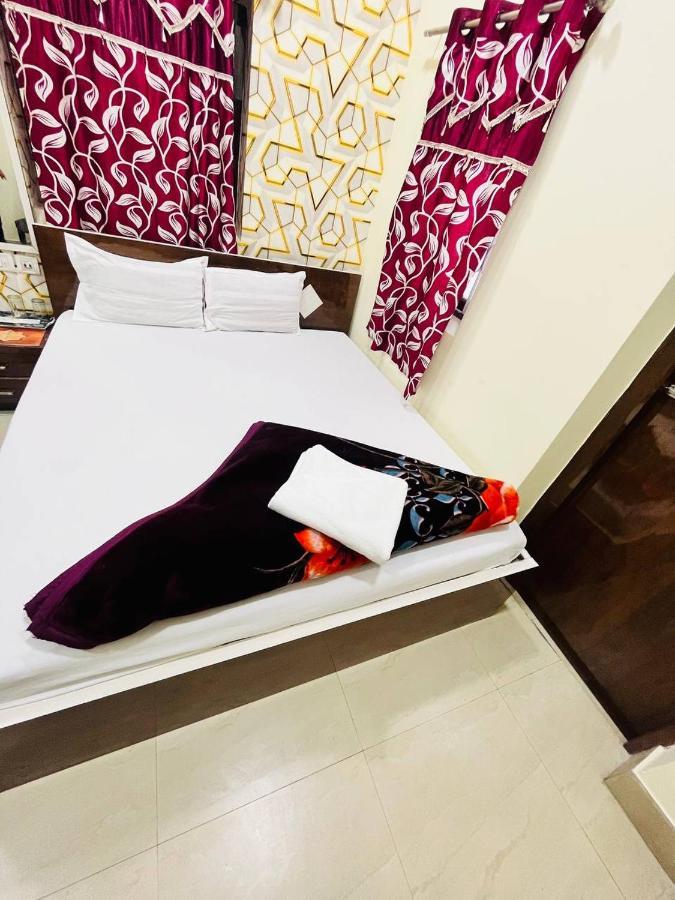 Hotel Airlines コルカタ エクステリア 写真